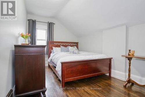 28 Sixth Street, Toronto, ON - Indoor Photo Showing Bedroom