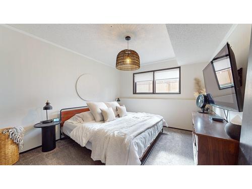 1800 Mt Connell Crescent, Cranbrook, BC - Indoor Photo Showing Bedroom