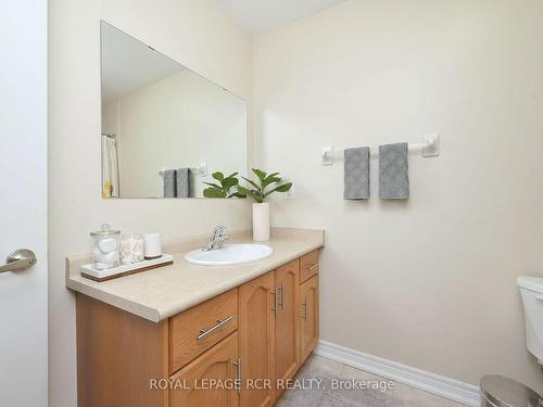 18 Owen St W, Penetanguishene, ON - Indoor Photo Showing Bathroom