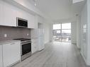 702-1787 St. Clair Ave, Toronto, ON  - Indoor Photo Showing Kitchen 