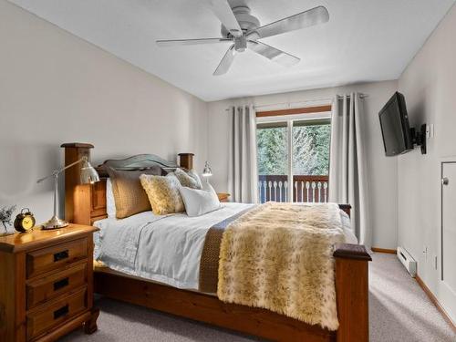 34-4000 Sundance Drive, Sun Peaks, BC - Indoor Photo Showing Bedroom