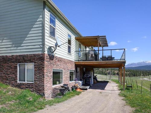 2045/2052 Barnhartvale Road, Kamloops, BC - Outdoor