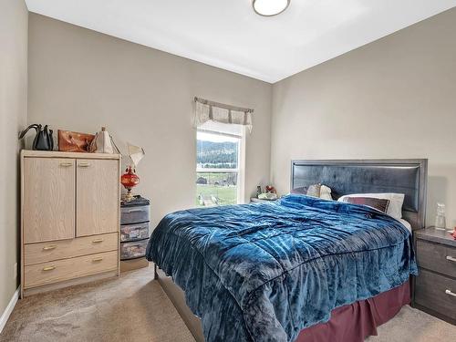 2045/2052 Barnhartvale Road, Kamloops, BC - Indoor Photo Showing Bedroom