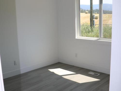 2448 Barnhartvale Road, Kamloops, BC - Indoor Photo Showing Other Room