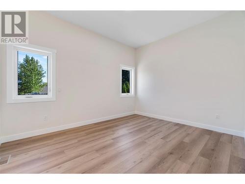 231 20 Street Ne Unit# 17, Salmon Arm, BC - Indoor Photo Showing Other Room