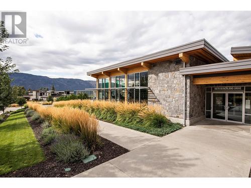 1677 Travertine Drive, Lake Country, BC - Outdoor