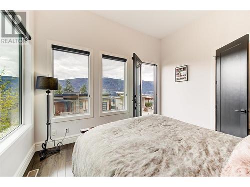 1677 Travertine Drive, Lake Country, BC - Indoor Photo Showing Bedroom
