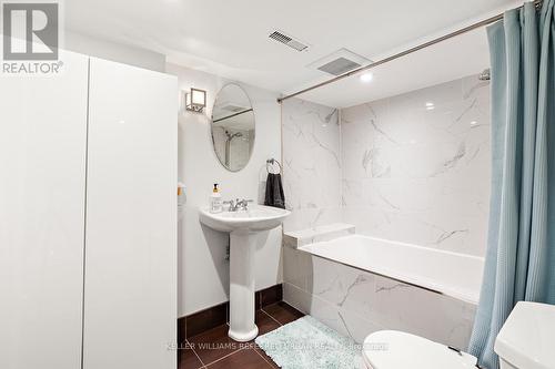 57 Harriet St, Toronto, ON - Indoor Photo Showing Bathroom