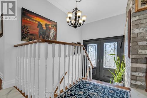 18 Archibald Rd, King, ON - Indoor Photo Showing Other Room