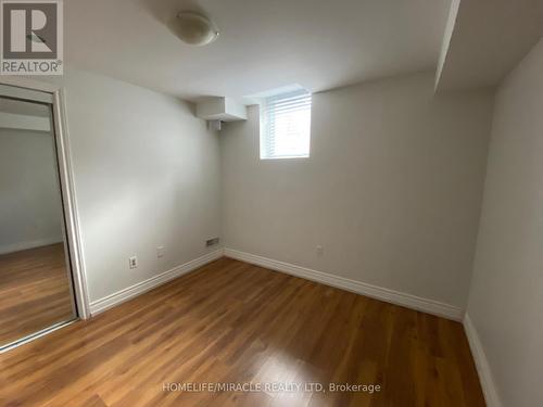 5444 Longford Drive, Mississauga, ON - Indoor Photo Showing Other Room