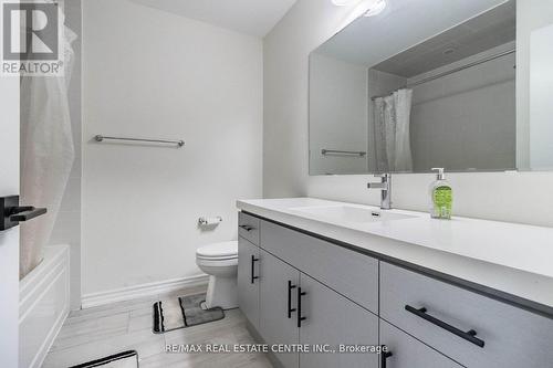 72 Circus Crescent, Brampton, ON - Indoor Photo Showing Bathroom