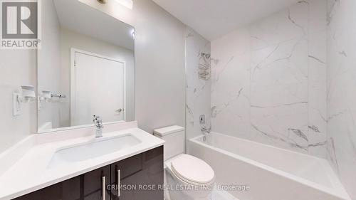 106 - 168 Sabina Drive, Oakville, ON - Indoor Photo Showing Bathroom