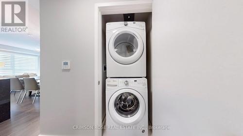 106 - 168 Sabina Drive, Oakville, ON - Indoor Photo Showing Laundry Room