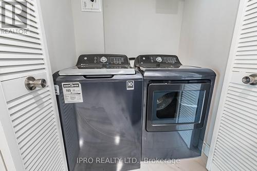 #1001 -4235 Sherwoodtowne Blvd, Mississauga, ON - Indoor Photo Showing Laundry Room