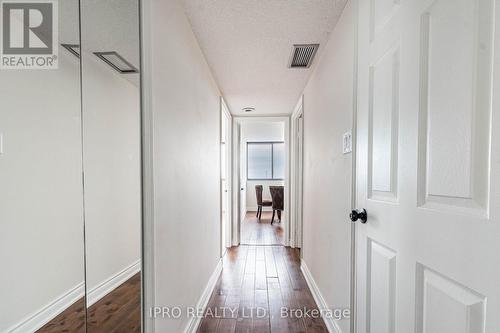 #1001 -4235 Sherwoodtowne Blvd, Mississauga, ON - Indoor Photo Showing Other Room
