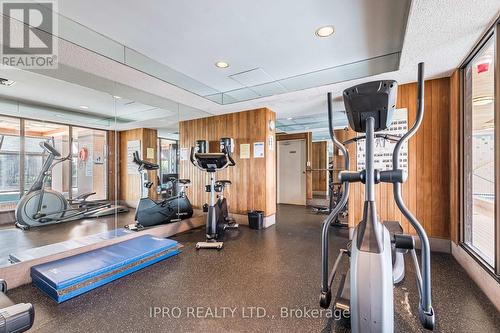 1001 - 4235 Sherwoodtowne Boulevard, Mississauga, ON - Indoor Photo Showing Gym Room