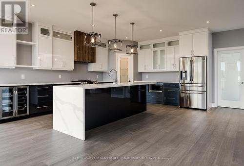 Lot 18 Anchor Road, Thorold, ON - Indoor Photo Showing Kitchen With Upgraded Kitchen