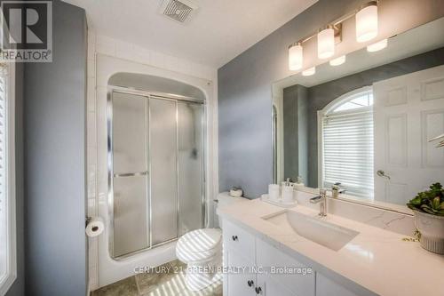 171 Clair Road W, Guelph, ON - Indoor Photo Showing Bathroom