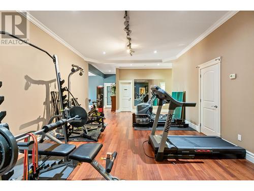 2982 Sunridge Court, Coquitlam, BC - Indoor Photo Showing Gym Room