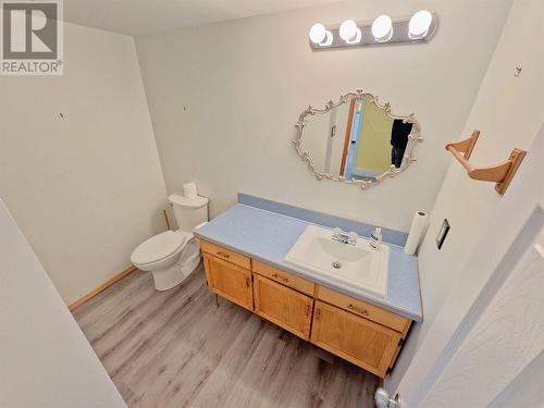 105 Ridgewood Drive, Princeton, BC - Indoor Photo Showing Bathroom