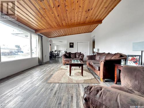 402 Ellice Street, Rocanville, SK - Indoor Photo Showing Living Room