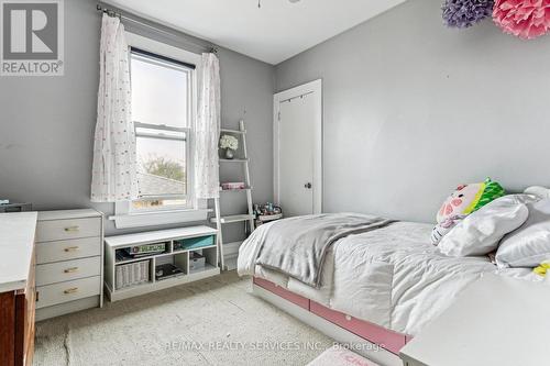 82 Rosedale Avenue W, Brampton, ON - Indoor Photo Showing Bedroom