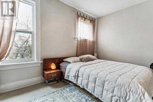 82 Rosedale Ave W, Brampton, ON - Indoor Photo Showing Bedroom
