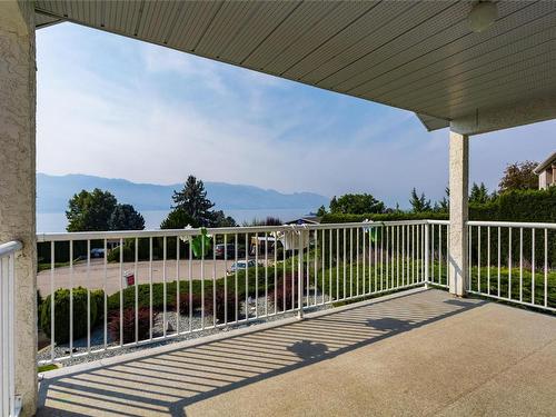 1152 Allison Place, West Kelowna, BC - Outdoor With Exterior