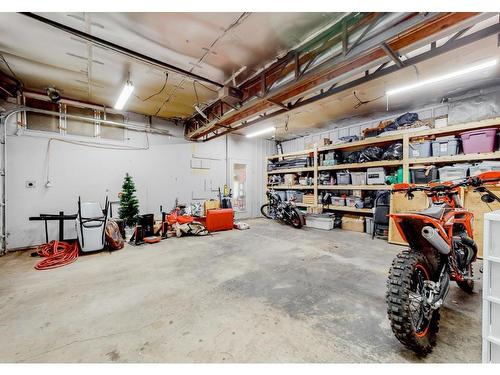 3316 36Th Avenue, Osoyoos, BC - Indoor Photo Showing Garage