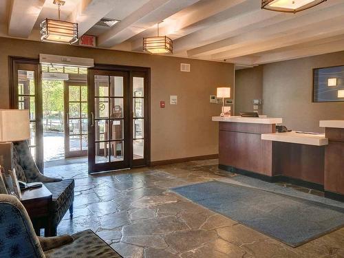 Reception area - 336-160 Ch. Du Curé-Deslauriers, Mont-Tremblant, QC - Indoor Photo Showing Other Room