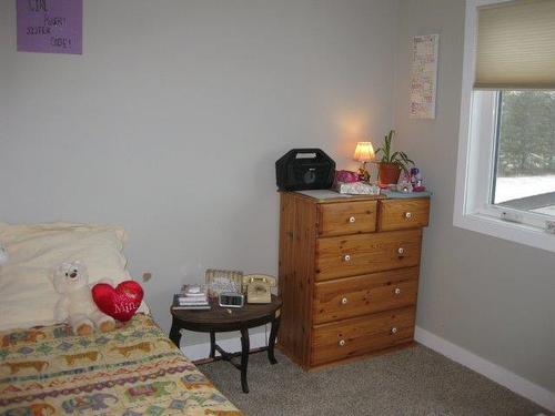 30 Linton Street, Emo, ON - Indoor Photo Showing Bedroom