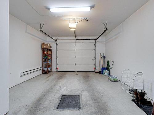 Garage - 2963 Boul. Daniel-Johnson, Laval (Chomedey), QC - Indoor Photo Showing Garage