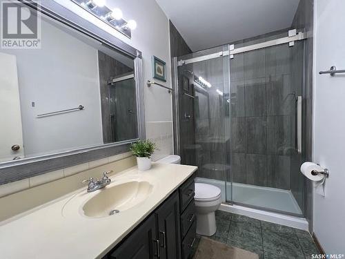 1125 Broadview Road, Esterhazy, SK - Indoor Photo Showing Bathroom
