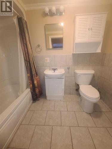 23 Mississauga Ave # 1, Elliot Lake, ON - Indoor Photo Showing Bathroom