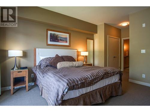 7343 Okanagan Landing Road Unit# 1203, Vernon, BC - Indoor Photo Showing Bedroom