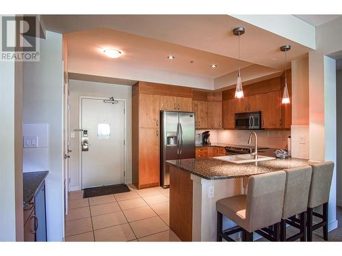 7343 Okanagan Landing Road Unit# 1203, Vernon, BC - Indoor Photo Showing Kitchen With Double Sink