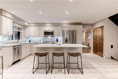 80 Albion Falls Boulevard, Hamilton, ON - Indoor Photo Showing Kitchen With Upgraded Kitchen