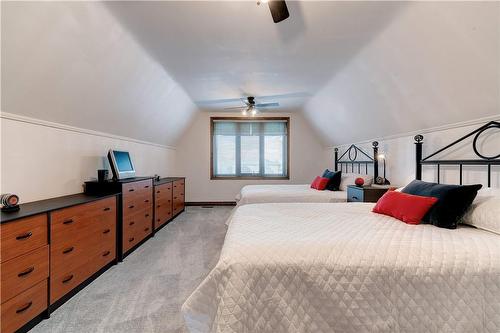 80 Albion Falls Boulevard, Hamilton, ON - Indoor Photo Showing Bedroom