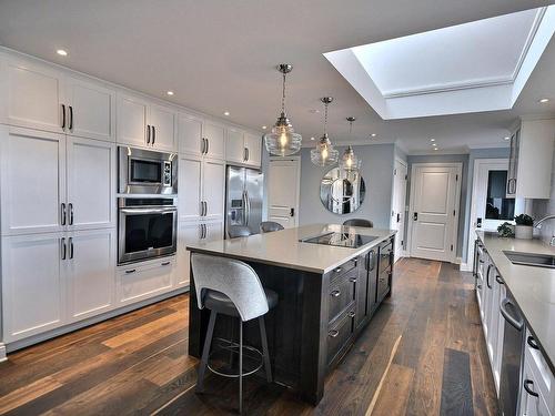 Vue d'ensemble - 11 Rue Augier, Laval (Auteuil), QC - Indoor Photo Showing Kitchen With Double Sink With Upgraded Kitchen