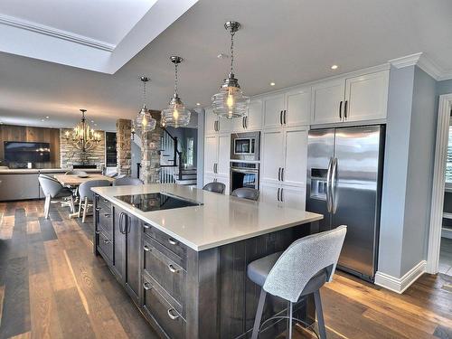 Vue d'ensemble - 11 Rue Augier, Laval (Auteuil), QC - Indoor Photo Showing Kitchen With Upgraded Kitchen