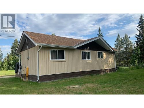 1125 N 5 Highway, Valemount, BC - Outdoor