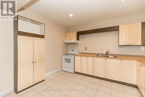 72 Velmar Dr, Vaughan, ON - Indoor Photo Showing Kitchen With Double Sink