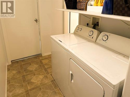 2550 Hollywood Road N Unit# 151, Kelowna, BC - Indoor Photo Showing Laundry Room