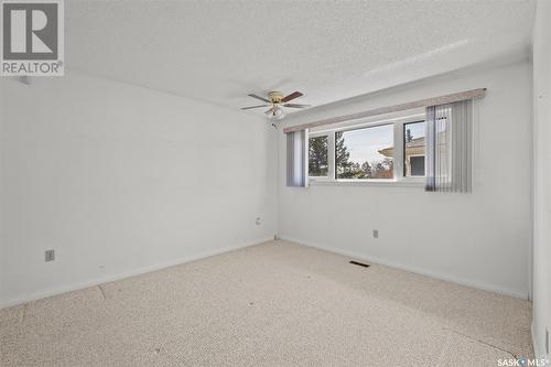 2589 15Th Avenue E, Prince Albert, SK - Indoor Photo Showing Other Room