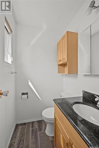 2589 15Th Avenue E, Prince Albert, SK - Indoor Photo Showing Bathroom