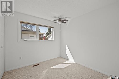 2589 15Th Avenue E, Prince Albert, SK - Indoor Photo Showing Other Room