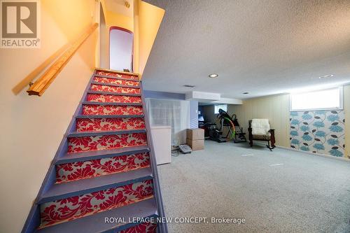 205 Finch Avenue W, Toronto, ON - Indoor Photo Showing Other Room