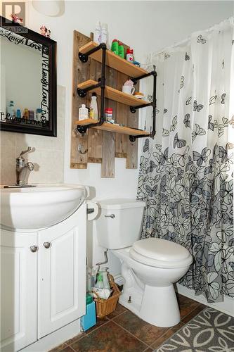 124 Fortier Street, Cornwall, ON - Indoor Photo Showing Bathroom