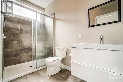 245 Durocher Street, Ottawa, ON - Indoor Photo Showing Bathroom