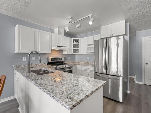 402-1201 Henry Rd, Courtenay, BC - Indoor Photo Showing Kitchen With Stainless Steel Kitchen With Double Sink With Upgraded Kitchen